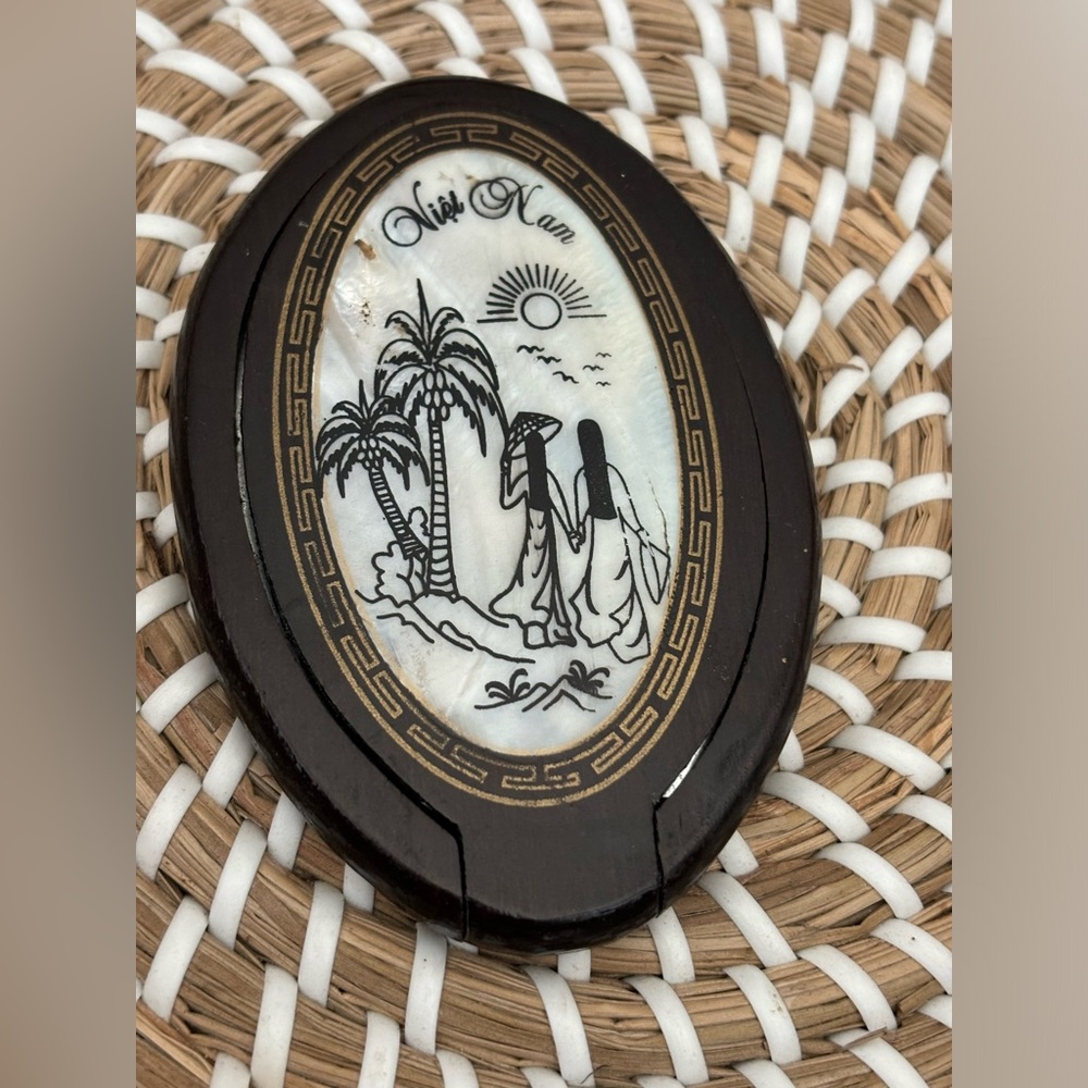Vietnam Folding Mirror with Mother of Pearl